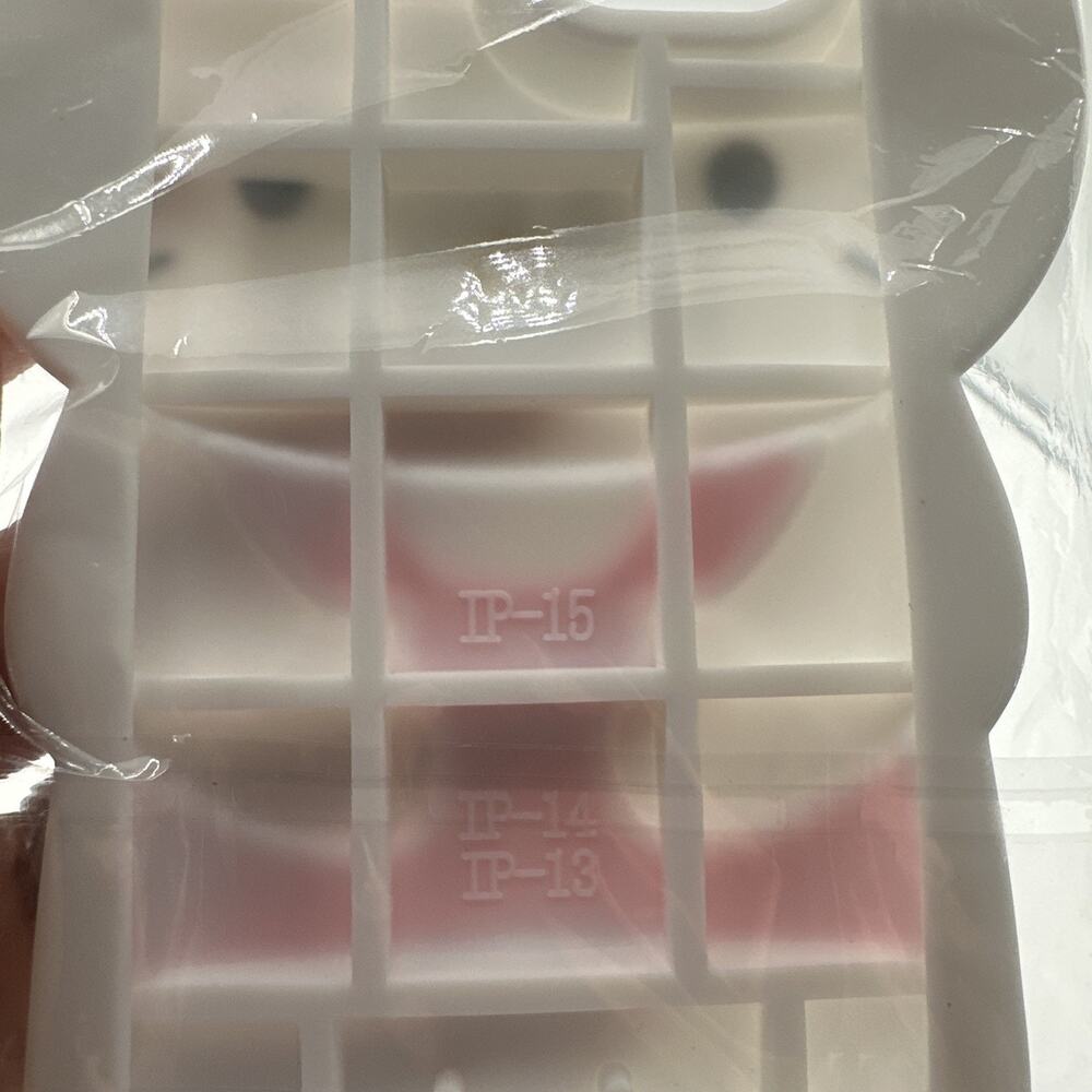 Hello Kitty Phone Case iPhone 13/4/15 - Picture 2 of 4